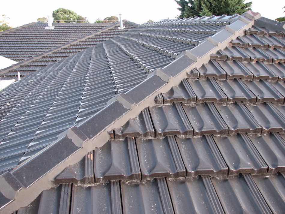 roof repair melbourne grey pointing